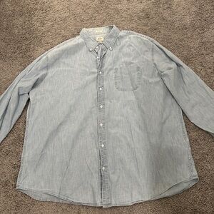 Light blue/denim J Crew shirt in a men’s size 3XL tall